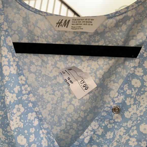 H&M kids t-shirt blouse - Picture 5 of 5